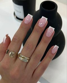 Smink Inspiration, French Tip Acrylic Nails, Classy Acrylic Nails, Short Square Acrylic Nails, Pink Acrylic Nails, Girls Nails, Square Acrylic Nails, Fire Nails