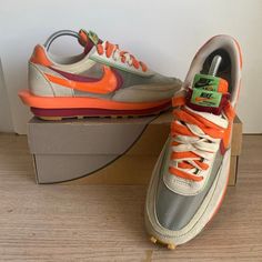 Preowned In Good Condition No Box Item Will Show Signs Of Wear- It Is Not New Please View All Photos Insole Area Has Some Signs Of Wear Please View All Photos Bn1252. #315 Waffle Sacai, Nike Sacai, Nike Men, Nike Shoes, Athletic Shoes, Men's Shoes, Kiss, Man Shop, Nike