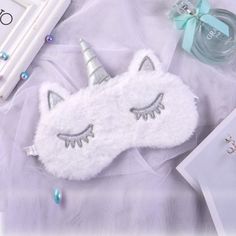 Cute Unicorn Plushy Sleep Masks Unicorn Eyes, Llama Plush, Party Eyes, Kawaii Unicorn, Mask Types, Sleep Masks, Cartoon Unicorn, Eye Cover, Unicorn Plush