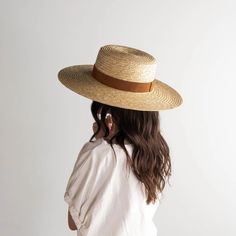 Capri Medium Straw Boater Hat - Natural - GIGI PIP Beach Hats Outfit, Gigi Pip, Straw Boater Hat, Womens Straw Hats, Straw Boater, Wide Brim Straw Hat, Boater Hat, Wheat Straw, Halo Style