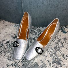 Coach Silver Stacked Heels Size 7.5 Truly A New Condition Never Worn Coach Shoes, Stacked Heel, Shoes Women Heels, Shoes Heels, Size 7, Women Shoes, Heels, Silver, Women Shopping