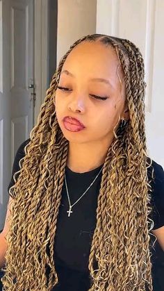 Blonde Island Twist, Hair Braid Designs, Island Twist, Braided Hairstyles For Black Women Cornrows, Beautiful Black Hair, Feed In Braids Hairstyles, Blonde Braids, Braided Cornrow Hairstyles, Braids Hairstyles Pictures