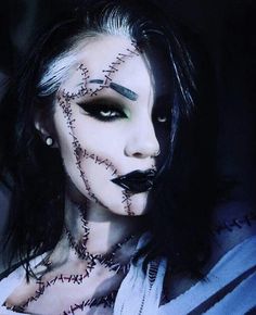 Scary Cinderella Makeup, Special Effects Makeup Ideas, Female Horror Characters, Bride Of Frankenstein Makeup, Haunted House Makeup, Frankenstein Makeup, Holloween Makeup, Monster Makeup, Creepy Halloween Makeup