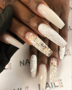 Nude Holiday Nails Short, 40th Birthday Nails Design, January Nail Designs New Years, January Nail Designs, Birthday Nail Designs, January Nails, Nail Shop, Birthday Nails, Dipped Nails