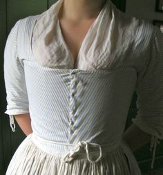 Ties Knots, Colonial Clothing, Colonial Dress, 18th Century Women, 18th Century Dress, Historical Sewing, 18th Century Costume, 18th Century Clothing, Historical Dress