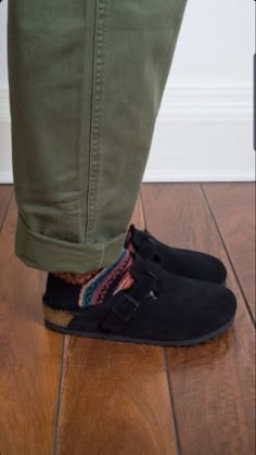 Birkenstock Clogs Outfit, Birkenstock Boston Outfit, Boston Outfits, Birkenstock Outfit, Clogs Outfit, Skandinavian Fashion, Birkenstock Boston, Aesthetic Shoes, Fall Fits