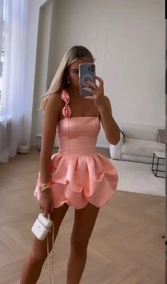 Item Details ： Product Number : SH1151 Fabric: Satin Silhouette: A Line Sleeves：Sleeveless Leni Klum, Satin Short, Couture Candy, Short Prom Dress, Short Prom