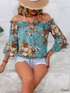 Eromis - Exquisite Womens Floral Off-Shoulder Blouse with Lettuce Trim for a Fashionable Summer Look Elegant Fabric, Summer Look, Style Elegant, Summer Looks, Lettuce, Off Shoulder Blouse, Off The Shoulder, Collar Styles, Off Shoulder