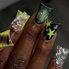 Black & Neon Green Y2k Nails 24 Pieces Junk Nails, Neon Green Nails, Acrylic Nail Set, Hard Nails, Duck Nails, Colored Acrylic Nails, Cute Acrylic Nail Designs, Exotic Nails, Nail Sets