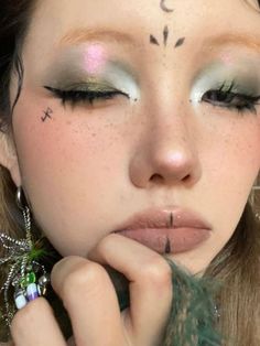 ଳ ‧₊˚ ⋅ Experimental Eye Makeup, White Face Makeup, Pixie Makeup, Cool Makeup Looks