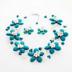 "Material: Howlite Turquoise ,Fwpearl Bead size: 4mm-6mm-8mm-10mm,15*15mm,15*20mm,20*30mm Necklace size: 18\" + 2\" extension chain Color:As show Packing: Beautiful Pouch All items in my shop are made to order. Most of the time it takes 1-3 business days but can be longer at times and for larger orders. If you want to order of different style. Please contact me . ----------------------------------------------------- Please feel free to convo me should you have any question! Thank you! :)" Boyfriend Girlfriend Necklaces, Pearl Flower Earrings, Birthstone Necklace Mothers, Promise Necklace, Mother Daughter Necklace, Bff Necklaces, Family Necklace, Daughter Necklace, Long Beaded Necklace