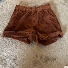 Super Cute Francesca’s Brand Nwot Brown High-waisted Corduroy Shorts, Brown Cotton Shorts For Fall, Brown High Waist Corduroy Shorts, High Waist Brown Corduroy Shorts, Trendy High Waist Corduroy Shorts, Trendy Corduroy Shorts, Trendy High-waisted Corduroy Shorts, Brown Corduroy Shorts With Pockets, Fall High-waist Corduroy Shorts