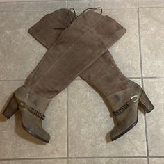 Wore Handful Of Times. Very Good Condition. Beside The Zipper Puller Was Replaced. See Pics For Details. Real Leather. Size 36. Est 3.25” Heels. Western Leather Heels With Round Toe, Western Brown Heels With Stacked Heel, Leather Western Heels For Fall, Western Leather Heels For Fall, Western Style Leather Heels For Fall, Brown Western Heels With Almond Toe, Brown Western Almond Toe Heels, Western Brown Almond Toe Heels, Western Leather Heels With Reinforced Heel