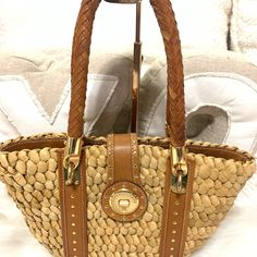 Michael Kors Summer Bag Slightly Used Like Brand New. Straw Basket, Bags Michael Kors, Straw Bags, Summer Bag, Michael Kors Bag, Straw Bag, Straw, Michael Kors, Bag Lady