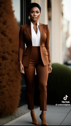 Business Attire Women, Business Outfits Women, Woman Suit Fashion, Classy Dress Outfits