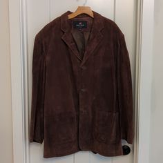 This Is In Like-New Condition. Perfect For Fall. Casual Leather Sport Coat For Business, Casual Brown Leather Sport Coat, Casual Leather Sport Coat With Pockets, Travel Blazer, Leather Button Up, Jacket Sport, Hunting Jacket, Suede Leather Jacket, Safari Travel