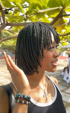 the cutest braided bob Micro Bob Braids, Micro Braid Bob, Short Braid Bob, Braided Bob With Bangs, Box Braid Bob, Braided Bob Box Braids, Braid Bob With Beads, Braid Bob