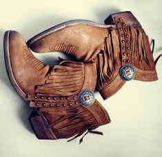 Mode Country, Botas Western, Boho Mode, Estilo Hippie, Mode Boho, Bohol, Cowboy Style, Cowgirl Style