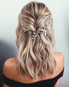 52 Special Occasion Hairstyles For Long Hair Glamour Bride, Opal Hair, Wedding Hairstyles Medium Length, Haircut Styles, Bridal Hairstyles, Bridal Hair Vine