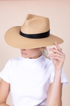 Janessa Leone savannah hat in sand. Packable Straw, Leather Brim: 3.75", Crown: 4.5" Made in USA Fall Nyc, Janessa Leone, Nyc Fashion, Beach Hat, Autumn Summer, Savannah, Rodeo, Savannah Chat, Belts