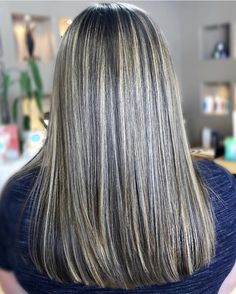 Blonde Highlights On Dark Hair, Short Hair Highlights, Ash Hair Color, Dyed Blonde Hair, Hair Color Chart, Balayage Hair Dark, Gray Hair Highlights