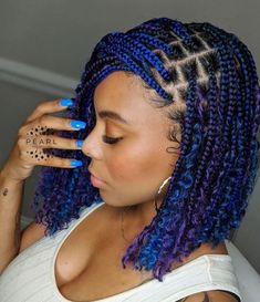 Small box braids color Grosgeneration Goddess Braid Styles, Short Box Braids Hairstyles, Goddess Braids Hairstyles, Bob Braids, African Hair Braiding Styles, Box Braids Hairstyles For Black Women, Braids Hairstyles Pictures, Twist Braid Hairstyles, Short Braids