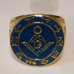 https://michaelaukjewelry.co.uk This is a rare piece of jewelry that is perfect for anyone who wants to add a touch of Masonic and religious symbolism to their wardrobe. Masonic Working Tools Ring. SEE pics. Masonic Ring, Ring Pictures, Men's Jewelry Rings, Mens Jewelry, Jewelry Watches, Jewelry Rings, Ring Size, Handmade Items, Wedding Rings