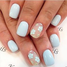 20 Floral Nail Art Ideas To Bloom Styleoholic Spring Gel Nails Ideas, Flowers Manicure, Spring Gel Nails, Flower Nail Art Designs, Gel Nails Ideas, Blue Manicure, Nails Flowers, Nails Elegant