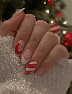 Nail Glam, Nail Goals, November Nails, Nail Stuff, Colored Engagement Rings, Soft Nails, Xmas Nails, Christmas Nail Designs, Cute Nail Designs