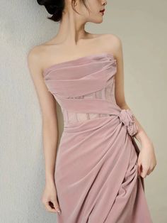 Gender: WOMEN Item Type: sets Characters: Queen Components: suits Material: POLYESTER Source Countries: CHINA Special Use: costumes Elegant Dresses Pink, Engaged Outfit, Bride Engagement Dress, Pink Dress Elegant, Elegant Pink Dress, Pink Party Dress, Strapless Evening Gowns, Dinner Dress Classy, Gowns Dresses Elegant