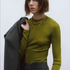 High Collar Sweater With Long Sleeves. Green Fitted Knit Top For Fall, Fitted Green Knit Top For Fall, Green Ribbed Tops For Workwear, Green Ribbed Tops For Work, Zara Fine Knit Top For Winter, Fitted Ribbed Outerwear For Layering, Green Ribbed Sweater For Layering, Zara Textured Knit Tops For Fall, Trendy Ribbed Sweater For Work