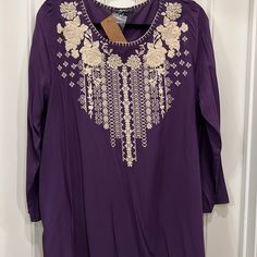 Purple Beautiful Embroidered Light Weight Top In Size L. Purple Embroidered Top With Floral Embroidery For Summer, Purple Floral Embroidered Top For Summer, Purple Floral Embroidered Top For Spring, Spring Purple Embroidered Blouse, Spring Embroidered Purple Blouse, Scalloped Blouse, Butterfly Sleeve Blouse, Rainbow Leopard Print, Lavender Blouse