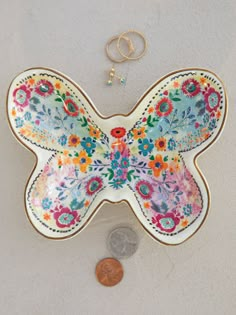 Trinket Bowl|Butterfly-view 1 Trinket Bowl, Colorful Artwork, Ceramics Ideas, Butterfly Shape, Natural Life, Room Inspiration Bedroom, Pottery Painting, Trinket Dish, My New Room