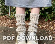 the legs of a woman wearing knitted socks with ruffles on them and text overlay that reads, free crochet pattern