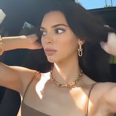 Long Style And Short Kendall Jenner Necklace, Kendall Jenner Accessories, Kendall Jenner Rings, Kendall Jenner Jewelry, Kendall Jenner Earrings, Kylie Jenner Necklace, Kendall Jenner Piercings, Kylie Jenner Jewelry, Celebrity Jewelry Trends