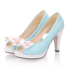 Wedding Assesories, Bow High Heels, Chunky Heel Sandals, Chunky Heel Pumps, Bow Pumps, Hot Heels, Wedding Dress Shoes, Spike Heels, Chunky Heels Sandals