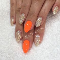 Glitter and Orange nails Orange And Gold Nail Designs, Orange And Gold Nails, Orange Glitter Nails, Anniversary Nails, Hoco 2024, Gold Nail Designs, Gold Glitter Nails, Sns Nails, Nail Colours