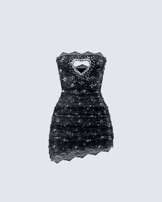 Leave them in awe when you step out wearing this black hand beaded mini dress 🤩 The perfect look for any occasion when you want all eyes on you, this exquisite piece is made from hand beaded lace and complete with rhinestones, a strapless bodycon style, and a heart cut-out 🖤 Rhinestone Homecoming Dress, Black Hoco Looks, Hoco Sparkly Dress, High End Dresses, Heart Cut Out Dress, Hoco Dress Unique, Black Aesthetic Dress, Best Stage Outfits, Two Piece Hoco Dress