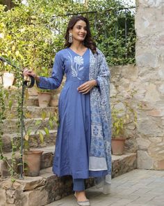 👉 Price- 1199/+ shipping 👈 
New Launch

❣️❣️❣️❣️❣️❣️❣️❣️❣️

*Get perfect casual  yet classy look*

Premium cotton 60*60
kurti Paired up with pant and full dupatta

A Line Kurti With Embroidered Yoke With lace all over kurti 

*Size 38,40,42,44,46*

Kurti length 46 inches
Pant length 38 inches
Dupatta length 2.2 m

 

Ready to ship

Code- G99