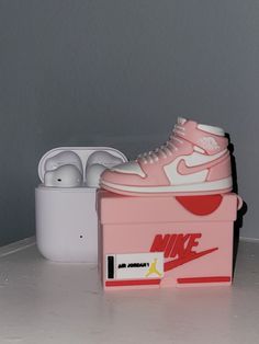 Sneaker inspired replica of your favorite sneaker design AirPod Case to fit your Airpod 1/2 or Pro Case.Makes a perfect gift for a sneakerhead or get one for yourself.Comes with a metal keychain for easy wear on clothing or your personal items.Ready to Ship with in 1-2 business days after order.Air Pods not included, only cases are being sold. Cute Ipod Cases, Air Pod, Sneaker Design, Airpods Cases, Pretty Iphone Cases, Pink Cases, Cute Nike Shoes, Ipod Cases, Cute Nikes