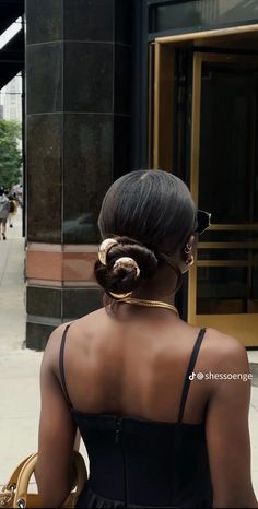 Hair Bow Black Women, Quick Protective Styles For Natural Hair Simple, French Pin, Afro Styles, Natural Hair Blowout, Hair Blowout, Half Bun, Loc Inspiration, Prom Hairstyle