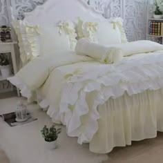 New Luxury Layers Bedding Set Sweet Princess Bow Ruffle Duvet Cover Wedding Bedding Pink Bed Sheet Pink Bed Sheet, Pink Bed Sheets, Bedding Pink, Wedding Bed, Ruffle Duvet Cover, Beautiful Bedding Sets, Pink Bed, Ruffle Bed Skirts, Princess Bed