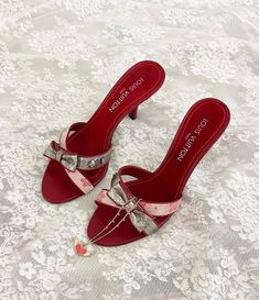 Louis Vuitton Heels, Pretty Heels, Mode Zara, Cute Shoes Heels, Shoes Heels Classy