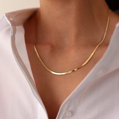 Gold Neck Chain, Gold Herringbone Chain, Herringbone Chain Necklace, Gold Snake Chain, Modern Gold Jewelry, Gold Chain Design, Herringbone Chain, Herringbone Necklace, Classy Jewelry