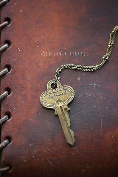 Vintage Ornate Key Necklace | Custom Hand Stamped Vintage Boho Jewelry Giving Key Personalized Gifts Key Necklace Diy, Vintage Gold Jewelry With Keys, Girlfriend Necklace Gift, Vintage Metal Jewelry With Keys Detail, Vintage Gold Key Necklace, Antique Key Bracelet, Giving Keys, Key Necklace Vintage, Floating Diamond Necklace