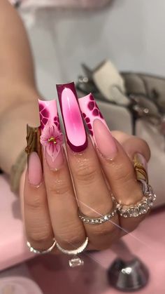 Dream Piercings, Nail Pics, Brown Acrylic Nails, Nail Business, Brown Acrylic, Beige Nails, Short Square Acrylic Nails, Glamorous Nails, Vacation Nails