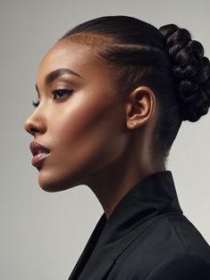 41 Sleek Bun Hairstyles for Black Women: A Style Guide Afro Bun Hairstyles, Dream Face, Hairstyle Ideas Easy