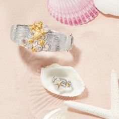 Shell-ebrate summer with sea-inspired jewelry! 🌊🐚 Item #: 928720, 928276 Sea Inspired Jewelry, Starfish Jewelry, Anchor Jewelry, Fish Jewelry, Precious Gemstones Jewelry, Nautical Jewelry, Sea Inspired, Rings Rings, Resort Collection