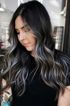 Brunette With Blonde Highlights, Black Hair With Highlights, Dark Hair With Highlights, Short Hair Color, Hair Inspiration Color, Hair Inspo Color, Beauty Ideas