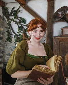 Rachel Maksy Hobbit, Rachel Maksy Hair, Rachel Maksy Outfits, Red Hair And Glasses, Jamila Musayeva, Rachel Maksy, Jonna Jinton, Medieval Fair, Hair And Glasses